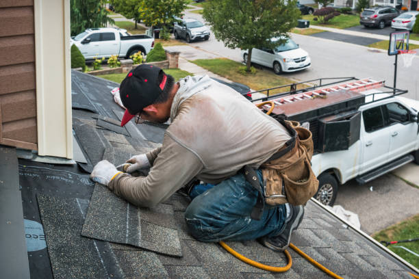 Professional Gutter Installation technician working in Jefferson, MD